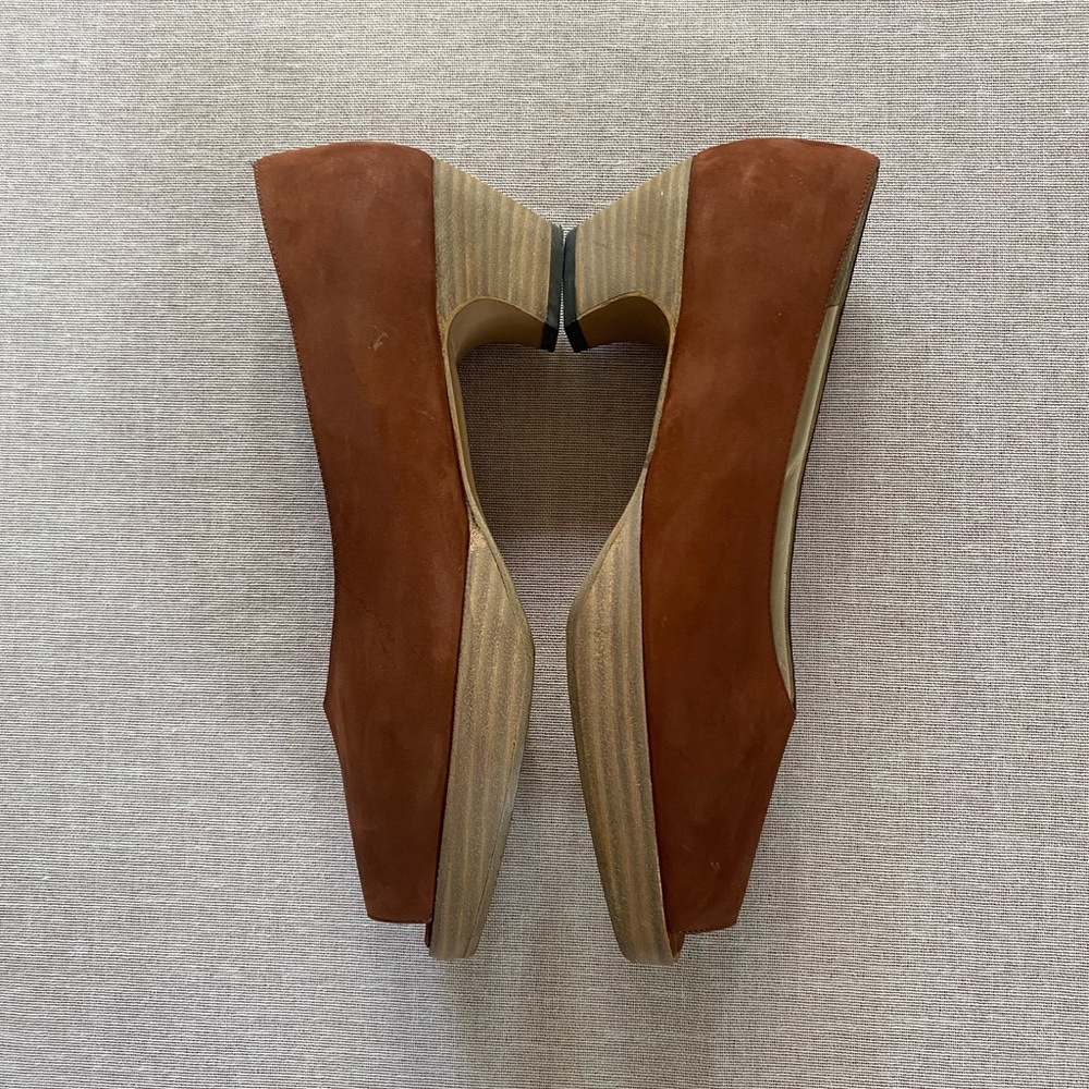 Ellen Tracy vintage burnt orange shoes. - Picture 3 of 9